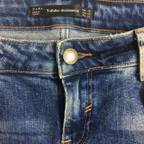 Zara Distressed Trafaluc Denimwear Jeans 4 - Picture 2 of 7